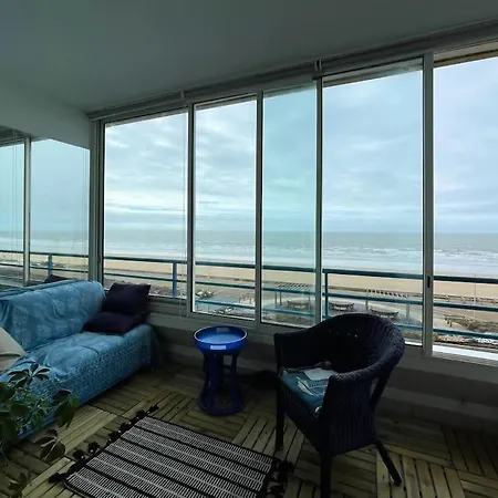 Vue Mer Panoramique, Loggia Salon, Parking Prive Апартаменты *